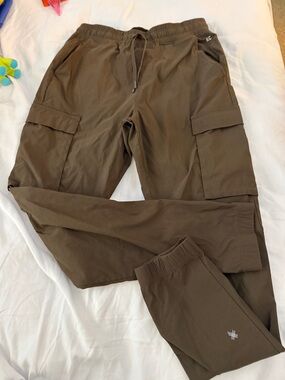Kenneth Cole Men's Olive Brown Cargo Joggers